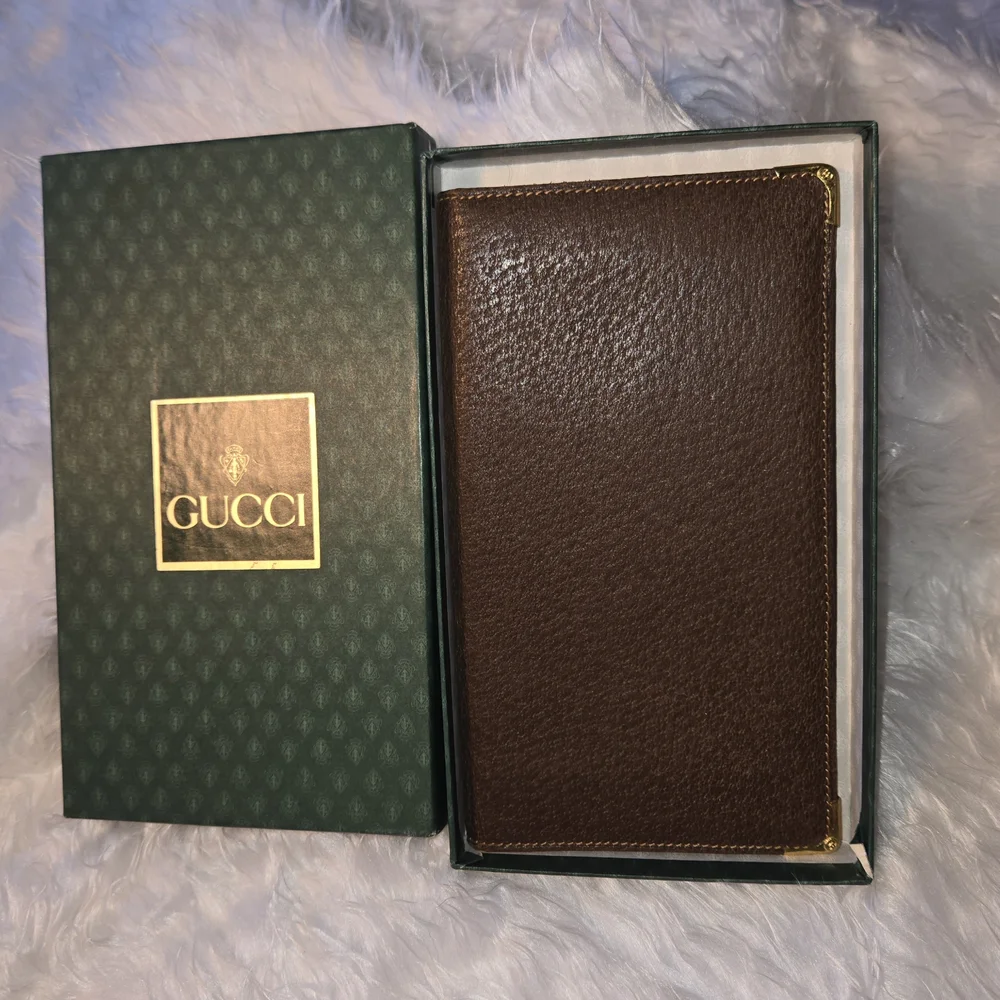 Gucci Vintage Brown Leather Long Bifold RARE Find Men's Breast Pocket Wallet